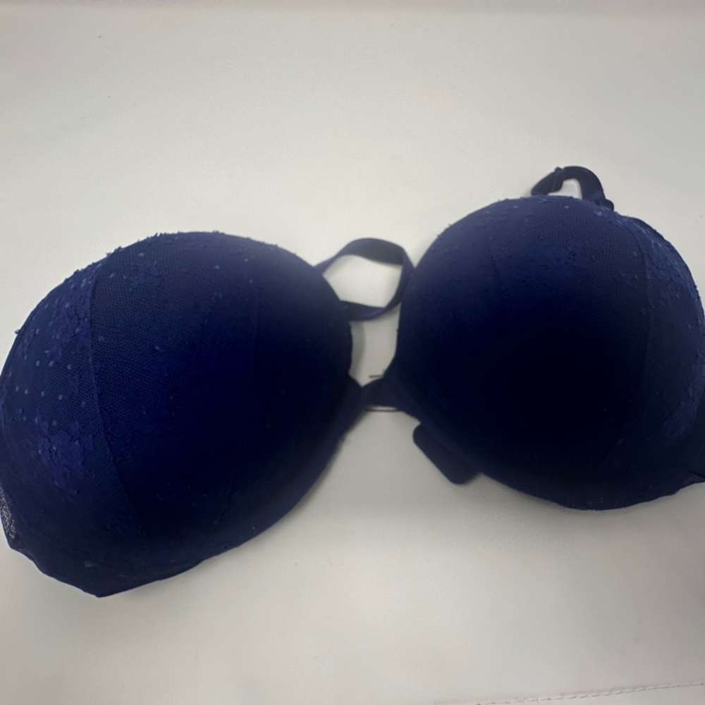 Victoria’s Secret Blue Push Bra 38D
